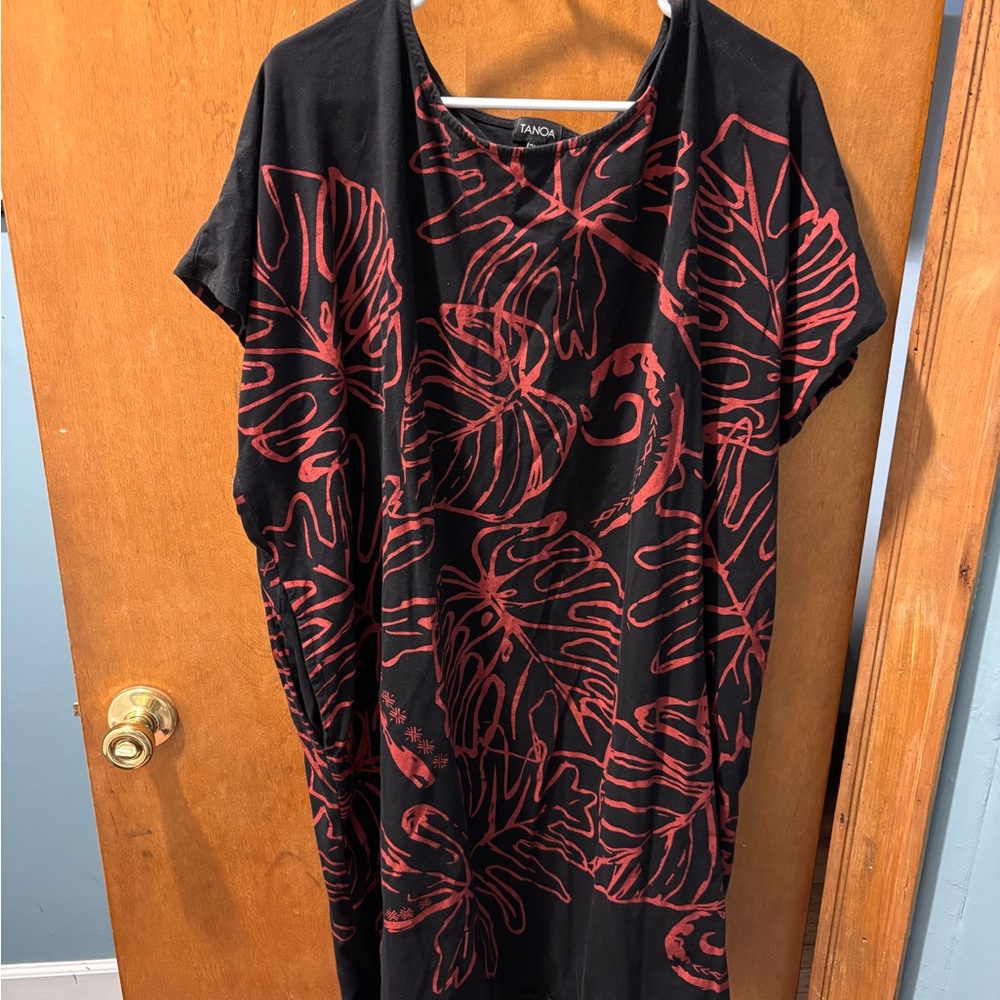 TANOA Black Dress with Red Tropical Print